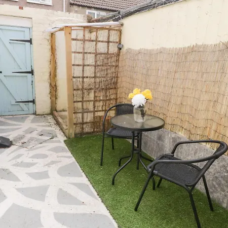5 Seymour Hill Terrace