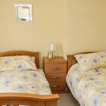5 Seymour Hill Terrace סולטברן-ביי-דה-סי